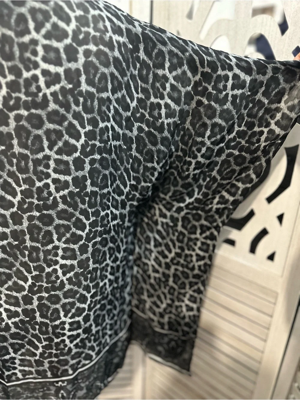 Michael Kors Black and Gray Leopard Print dolman Blouse size S\M